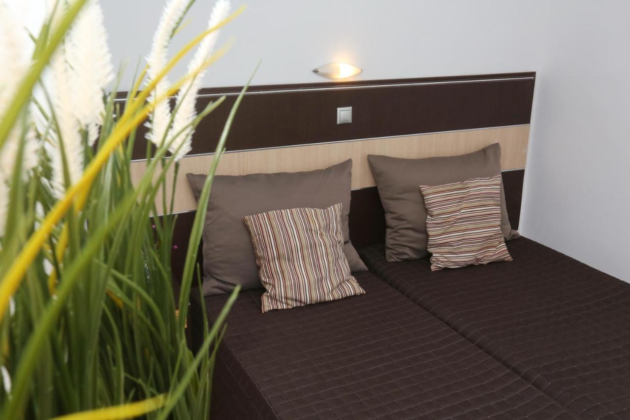 Philoxenia Boutique Suites & Studios Pefkochori Bagian luar foto